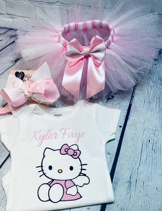 Personalized Hello Kitty baby outfit for first birthday, Custom baby girl tutu set with name and matching hair clip, Handmade pink Hello Kitty birthday outfit for newborns,Cute baby shower gift set with personalized onesie and tutu