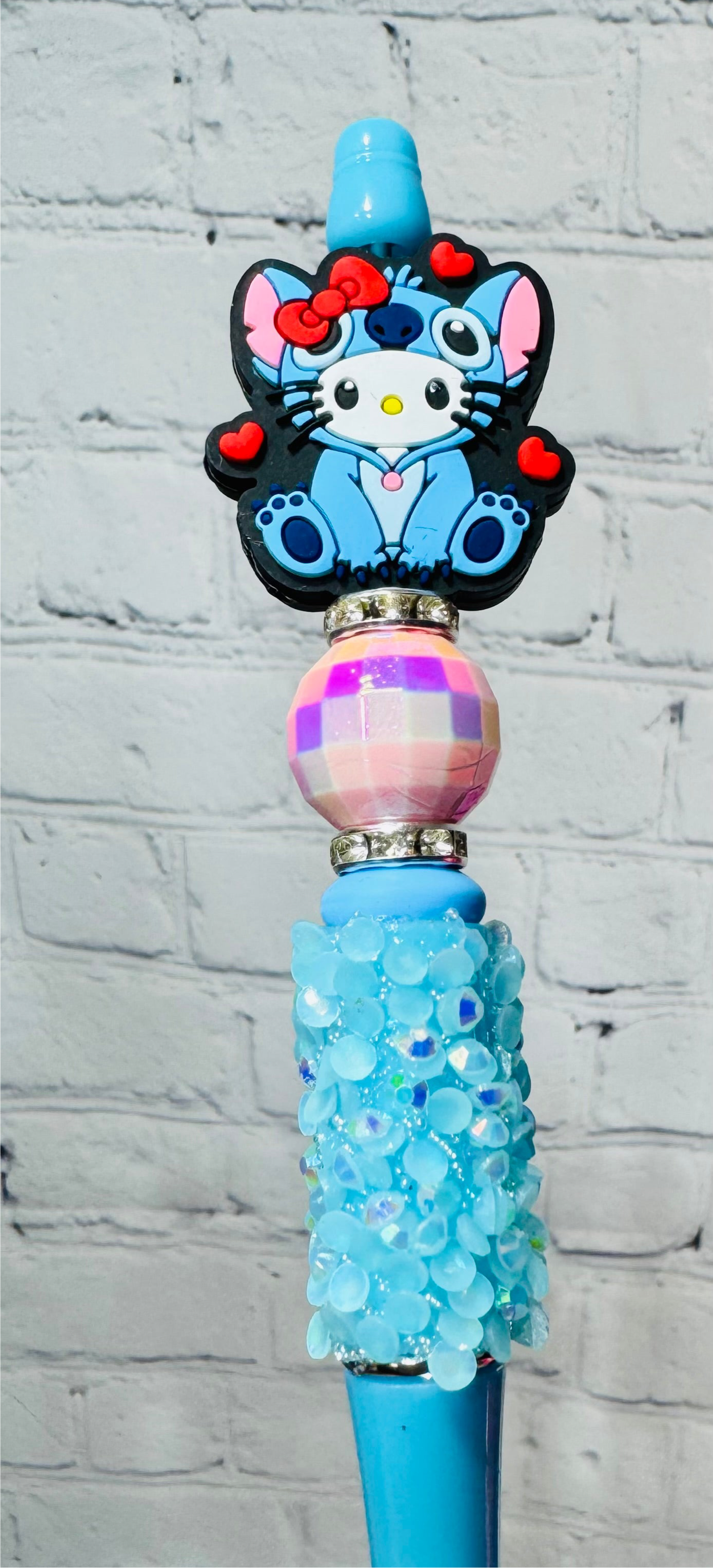 Stitch beaded pen