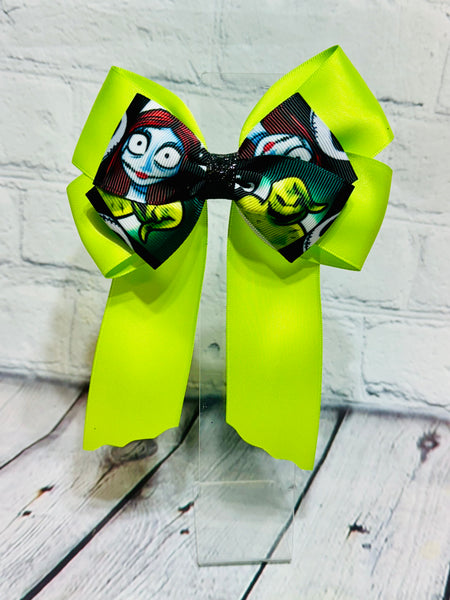 Cute green Nightmare Bow; Jack hair bow; Cute green Sally hair bow, green monster girls bow; toddlers scary nightmare bow; Halloween bow